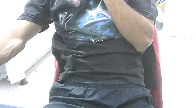 Snapshot of bbehemothh chatting on December 8, 2024, 11:24 am bbehemothh online show from December 8, 2024, 11:24 am