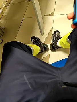 coppiapazza online show from February 17, 2025, 9:08 pm