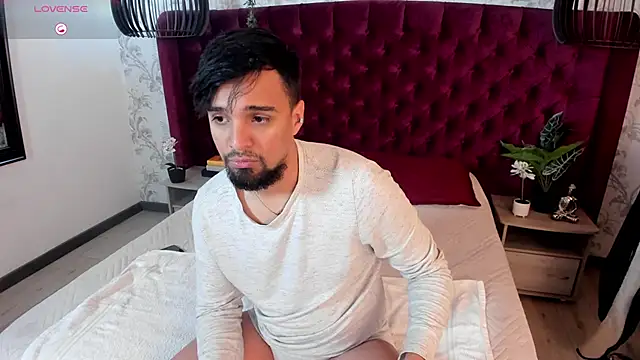 Edward max online show from October 7, 2025, 3:47 am