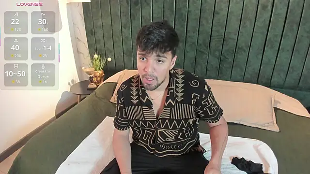 Snapshot of Edward_max chatting on April 14, 2026, 3:34 am Edward max online show from April 14, 2026, 3:34 am