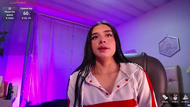 Kylie golden online show from October 16, 2025, 11:33 am