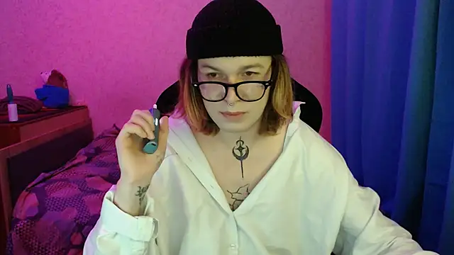 Steve Mi online show from November 7, 2025, 3:45 pm