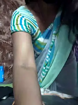 queensenorita online show from March 25, 2026, 6:03 pm