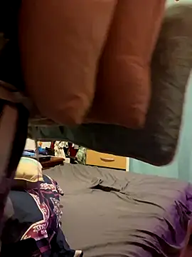 Nina-Chick777 online show from October 6, 2025, 3:04 am