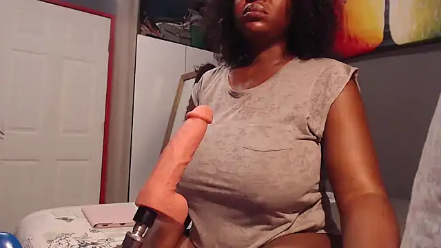 EbonyRose9 online show from September 17, 2025, 8:05 am