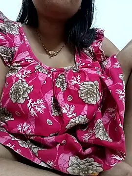 Snapshot of Priya_2222 chatting on March 18, 2026, 6:55 pm Priya 2222 online show from March 18, 2026, 6:55 pm