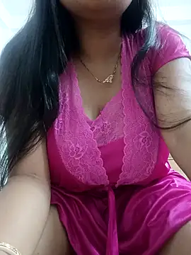 Snapshot of Priya_2222 chatting on April 7, 2026, 7:03 pm Priya 2222 online show from April 7, 2026, 7:03 pm