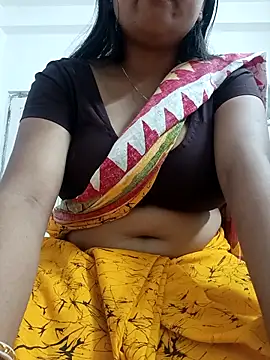 Snapshot of Priya_2222 chatting on April 27, 2026, 6:28 pm Priya 2222 online show from April 27, 2026, 6:28 pm