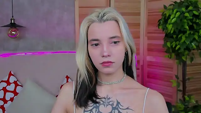 Snapshot of as1an_girlfriend chatting on March 6, 2025, 10:09 am as1an girlfriend online show from March 6, 2025, 10:09 am