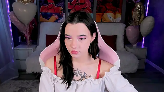 as1an girlfriend online show from February 16, 2026, 6:42 am