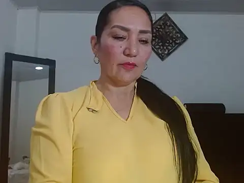 Hanna-33 online show from July 22, 2026, 4:10 pm