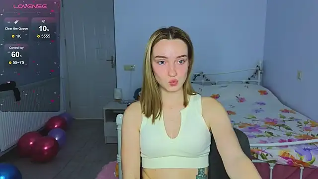 Wild Sophie  online show from November 27, 2025, 3:47 pm