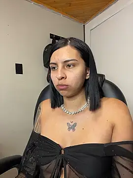 Hilary pinkk online show from January 17, 2026, 3:00 am