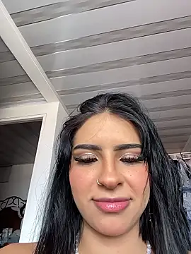 Hilary pinkk online show from January 18, 2026, 3:27 pm