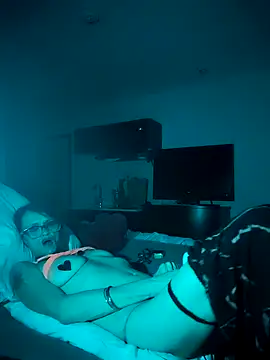 ivylee31 online show from January 13, 2025, 10:58 am