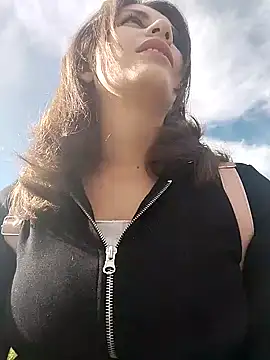 Alysson-- online show from January 6, 2025, 12:57 pm