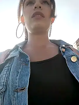 Alysson-- online show from January 10, 2025, 1:09 pm