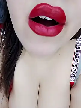 sexy-mariya online show from October 23, 2025, 3:22 pm