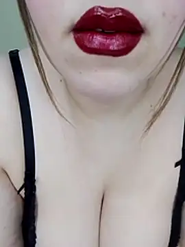 sexy-mariya online show from February 23, 2026, 7:11 pm