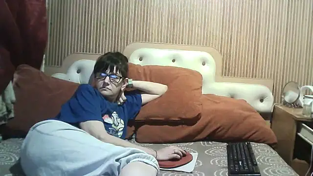 AlanaLaDream online show from September 24, 2025, 1:47 pm