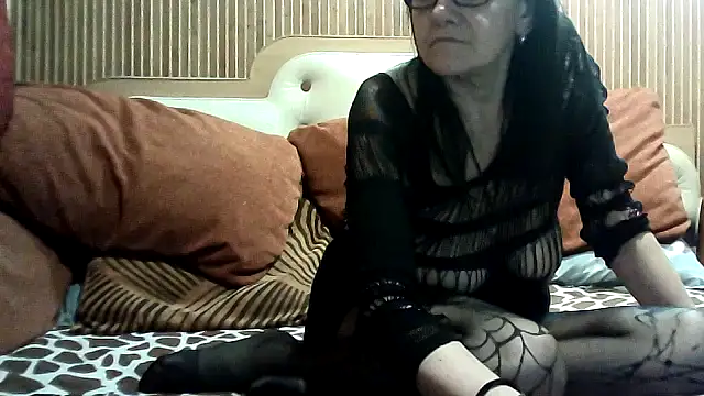 AlanaLaDream online show from March 5, 2026, 9:33 pm