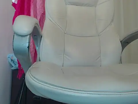 Abby Halliwey online show from March 3, 2025, 5:29 pm