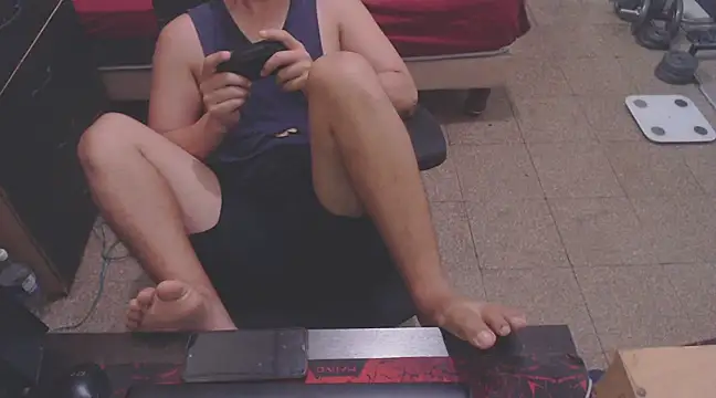 Snapshot of Pit_xxz chatting on March 4, 2025, 6:39 pm Pit xxz online show from March 4, 2025, 6:39 pm