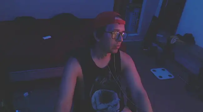 Snapshot of Pit_xxz chatting on March 9, 2025, 5:00 am Pit xxz online show from March 9, 2025, 5:00 am