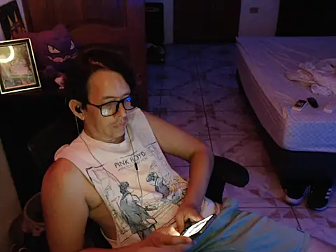 Snapshot of Pit_xxz chatting on October 12, 2025, 5:39 am Pit xxz online show from October 12, 2025, 5:39 am