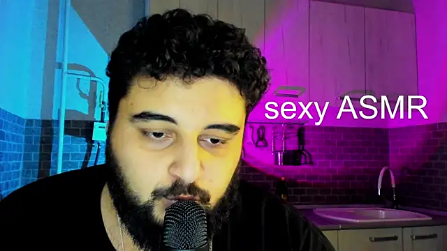 Snapshot of teddy_alan chatting on December 9, 2024, 9:37 pm teddy alan online show from December 9, 2024, 9:37 pm