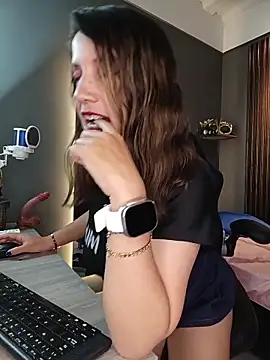 gwen ashly online show from January 14, 2026, 8:14 pm