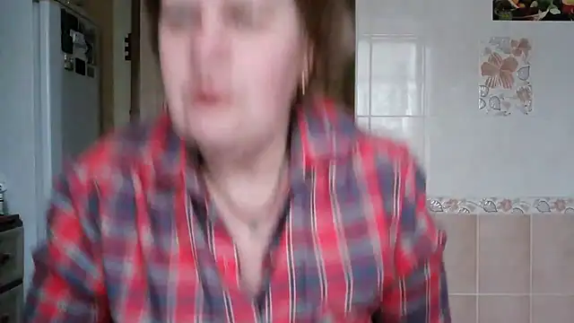 Ettie Tonia online show from March 3, 2025, 2:37 pm