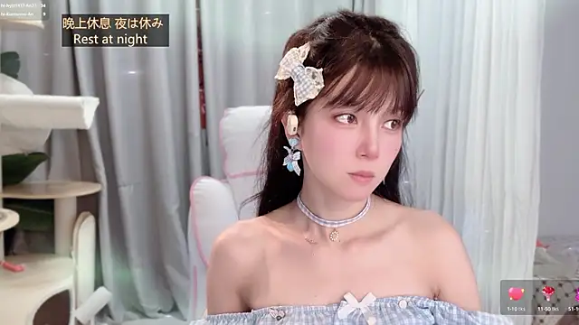 AnAn-520 online show from May 22, 2026, 2:51 am
