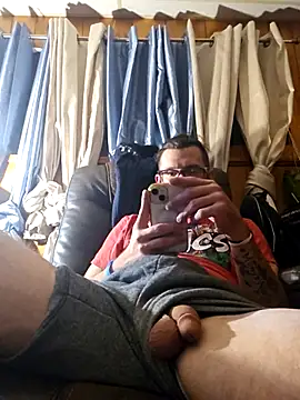 Snapshot of hungverrec chatting on September 25, 2025, 4:38 am hungverrec online show from September 25, 2025, 4:38 am