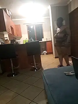 thicktash online show from December 18, 2025, 10:27 pm