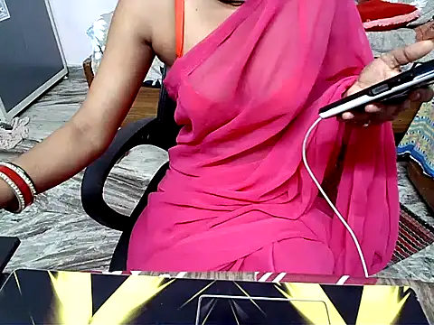 Snapshot of hotbala7s chatting on June 27, 2026, 2:44 pm hotbala7s online show from June 27, 2026, 2:44 pm