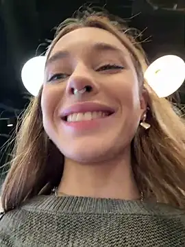 Cherry    Pie online show from December 12, 2024, 7:04 pm