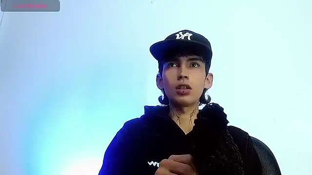 ttimy x boy online show from November 18, 2025, 3:56 am