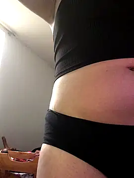 Miss oliviaa online show from October 10, 2025, 2:49 pm