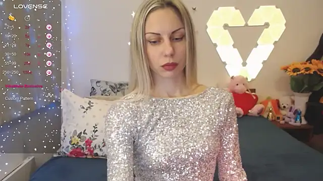  Loves  online show from December 7, 2024, 10:39 pm