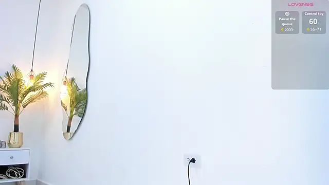 Brittany cute18 online show from September 22, 2025, 11:34 am