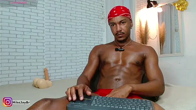 mikejaybra online show from February 8, 2025, 2:16 pm