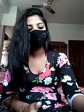 Cute-Lina online show from December 20, 2024, 6:29 am
