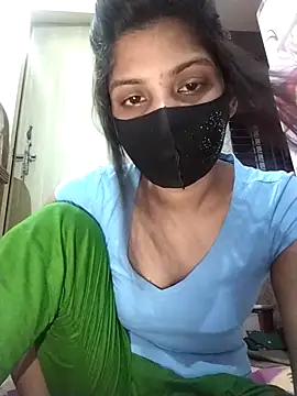 Cute-Lina online show from March 18, 2025, 7:10 pm