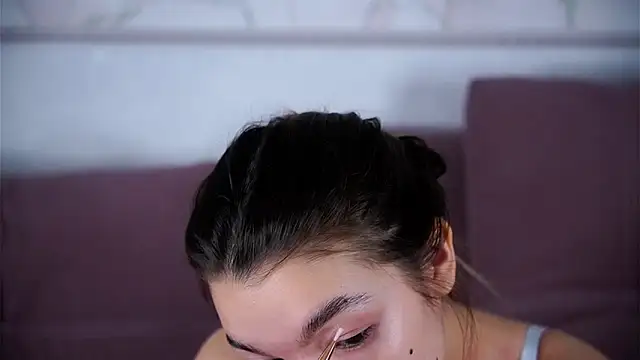 VeronaAppleberry online show from December 20, 2025, 1:12 am