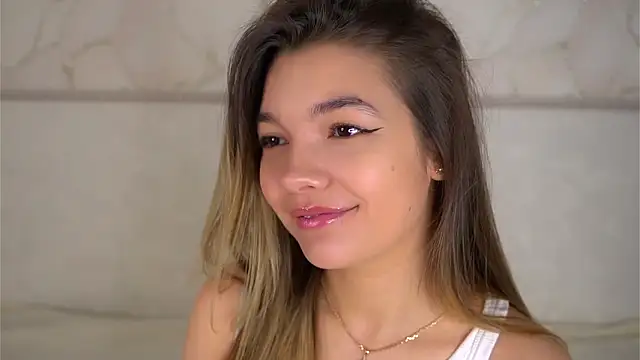 VeronaAppleberry online show from February 1, 2026, 1:04 am