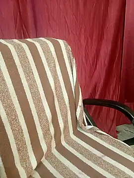 Snapshot of Stripy_Doll chatting on November 1, 2025, 4:42 pm Stripy Doll online show from November 1, 2025, 4:42 pm