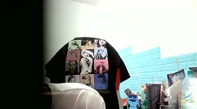 thisisbook 223 online show from February 3, 2025, 6:49 pm