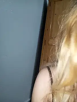 barbieelove online show from December 28, 2024, 12:57 am