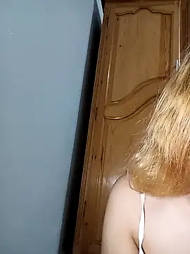 barbieelove online show from March 18, 2025, 3:42 am